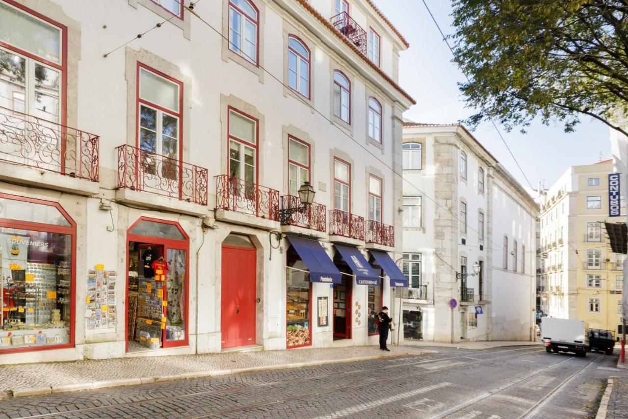 Alfama Sophisticate Flat With Balconies 2Bedrs 2Baths & Ac In 19Th Century Building Historic Center Leilighet Lisboa Eksteriør bilde