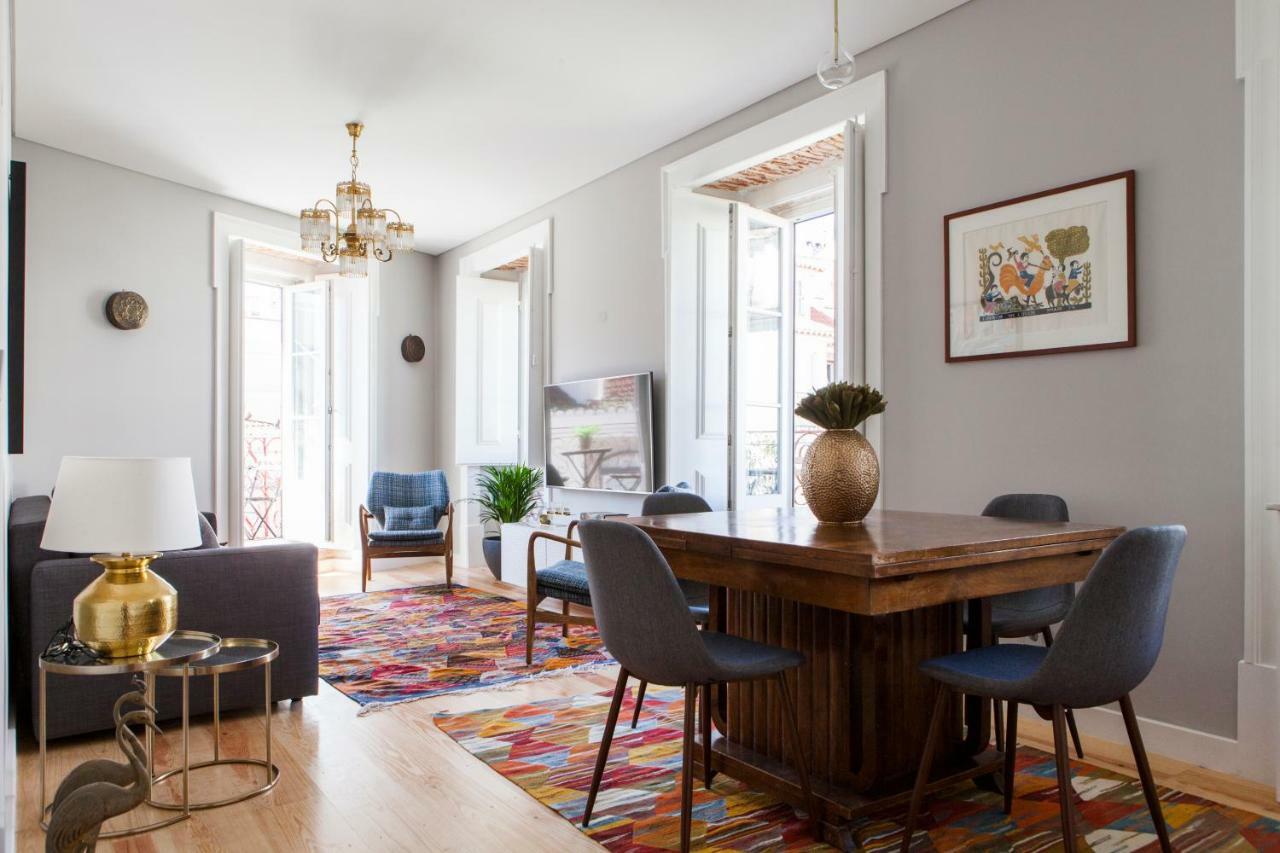 Alfama Sophisticate Flat With Balconies 2Bedrs 2Baths & Ac In 19Th Century Building Historic Center Leilighet Lisboa Eksteriør bilde