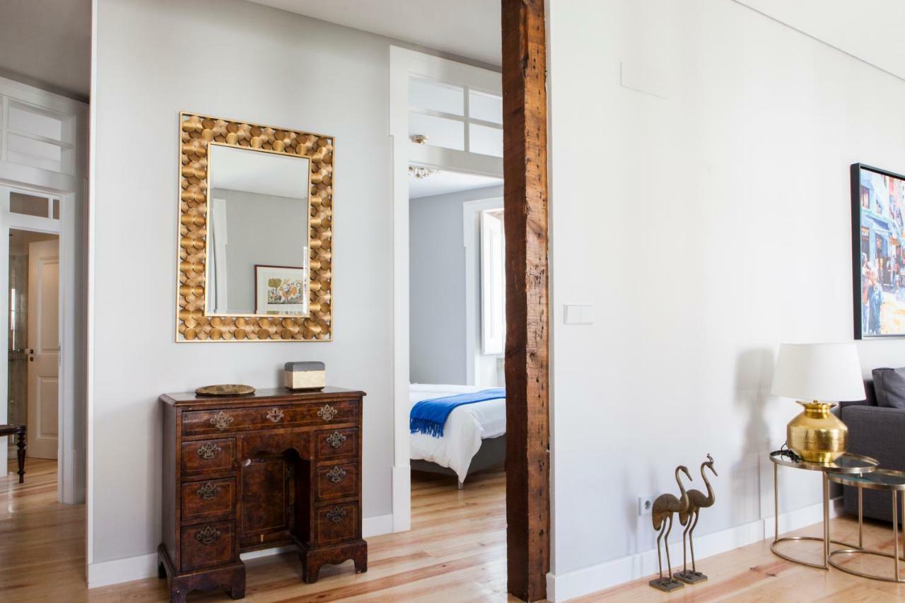 Alfama Sophisticate Flat With Balconies 2Bedrs 2Baths & Ac In 19Th Century Building Historic Center Leilighet Lisboa Eksteriør bilde